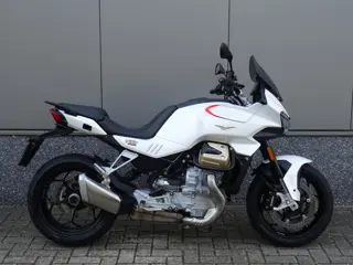 Moto Guzzi V 100 MANDELLO (bj 2023)
