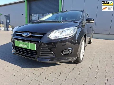 Ford Focus Wagon 1.0 EcoBoost Trend in zeer nette staat! Goed onderhouden Airco Cruise Stationwagon 