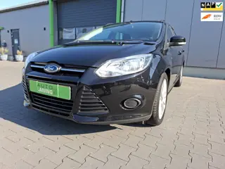 Ford Focus Wagon 1.0 EcoBoost Trend in zeer nette staat! Goed onderhouden Airco Cruise Stationwagon 