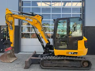 JCB 67C1 (bj 2016)