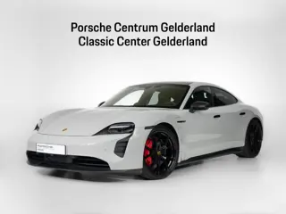 Porsche Taycan GTS