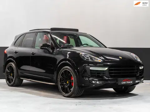 Porsche Cayenne 3.6 GTS | Panodak | Leder | Camera | Sportchrono | LMV
