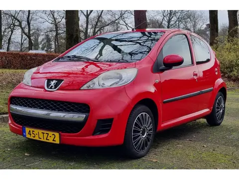 Peugeot 107 1.0-12V XS, Origineel NL, Radio/CD, Elektrische ramen APK 02-27!