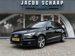Audi A1 Sportback 1.2 TFSI Attraction Pro Line / S-Line / Bi-Xenon / Cruise C. / Bluetooth / Stoelve