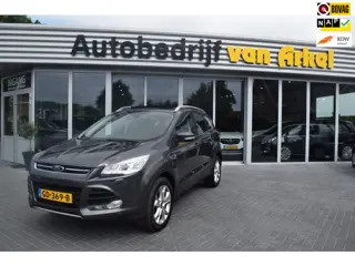 Ford Kuga 1.5 Titanium 4WD automaat trekhaak pano leer
