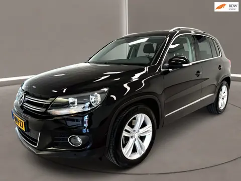 Volkswagen Tiguan 2.0 TDI R-Line Edition 110 Pk Airco Navi Nap EXPORT.