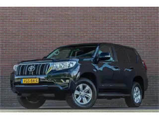 Toyota Land Cruiser 2.8 D-4D-F Blind Van, 107.000km NAP, Camera, DAB+, Keyless, Trekhaak, Navigatie,