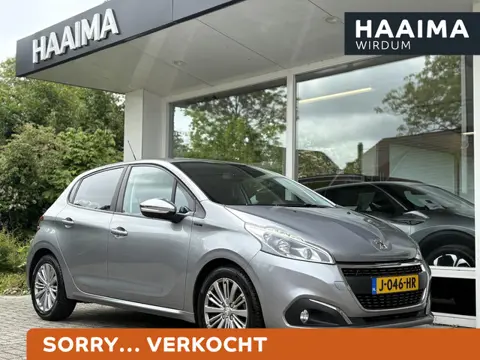 Peugeot 208 1.2 82pk Signature | Weinig kilometers | Navigatie | Cruise Control | Parkeersensoren | 