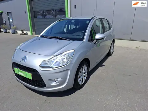 Citroen C3 1.4 Essentiel in nette staat en lage KM stand!! Zeer goed onderhouden Airco Cruise Nieuwe