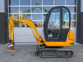 JCB 8016 (bj 2006)