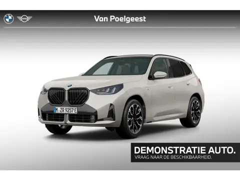 BMW X3 30e xDrive M-Sport Pro Harman Kardon / Head-Up / Trekhaak / Glazen panoramadak / Comfort Acce