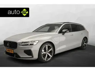 Volvo V60 2.0 T6 Plug-in hybrid AWD Ultimate Dark | Pano | Trekhaak | 360 cam | HUD | Stuur + stoelv