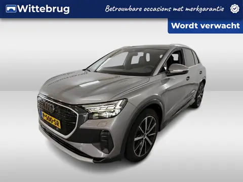 Audi Q4 e-tron 40 Advanced edition 77 kWh / Leer/ Navi/ Camera/ Haak+/
