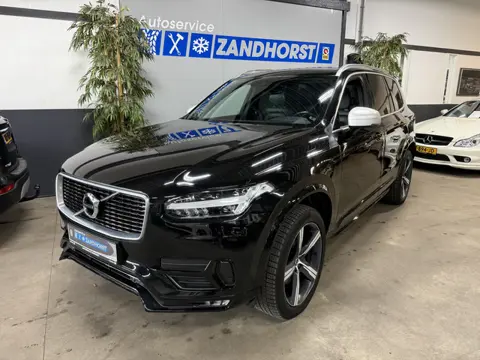 Volvo XC90 2.0 T5 AWD R-Design // Panodak // Caplay // sportstoelen met geheugen