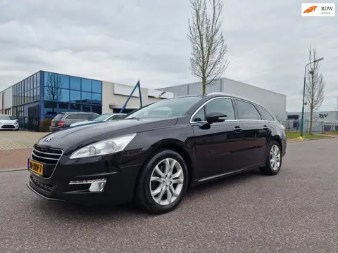 Peugeot 508 SW 1.6 THP Blue Premium AUT PANO NAVI LEDER PSENSOR TREKHAAK 2 X SLEUTELS