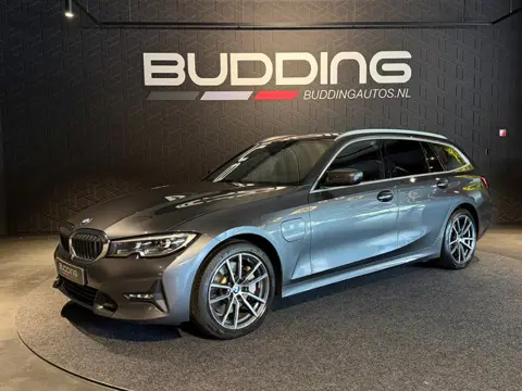 BMW 3 Serie Touring 330e | Keyless | Trekhaak | (bj 2020)