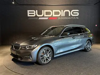 BMW 3 Serie Touring 330e | Keyless | Trekhaak | (bj 2020)