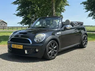 MINI Cabrio 1.6 Cooper S Autom * Nav * dealer auto