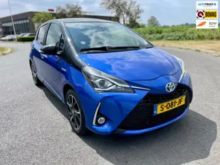 Toyota Yaris 1.5 Hybrid Premium, Bi-Tone, Aut, Trekhaak, Navi, Cam, Cruise/Climate control, Keyless,