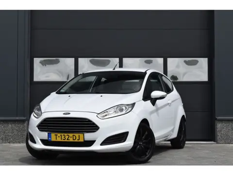Ford Fiesta 1.25 Airco - Lmv - Radio (bj 2015)