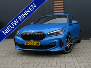 BMW 1-serie 118i High Executive Edition-M Airco Cr-Control CarPlay Panoramadak