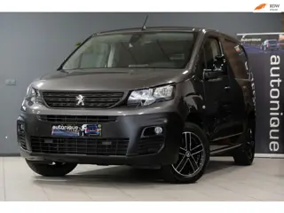 Peugeot Partner 1.2 PureTech 110 **9.476km** Automaat/3 Zits/Schuifdeur/Apple Carplay