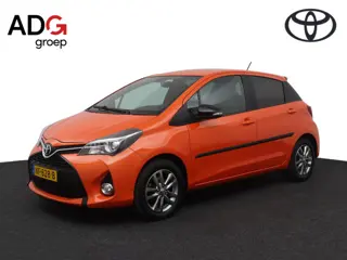 Toyota Yaris 1.3 VVT-i Orange Sport | Climate control | Cruise control | Parkeercamera | Trekhaak |