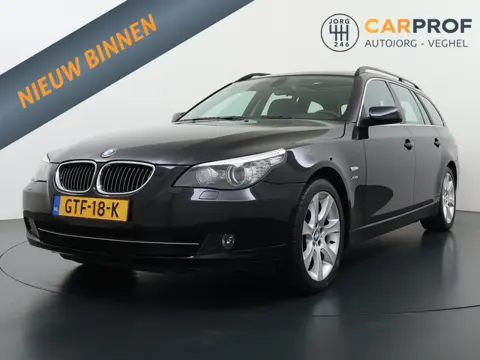 BMW 5-serie Touring 530xi Youngtimer Panoramadak 4WD nieuwe injectoren