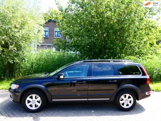 Volvo XC70 3.2 238pk 4WD 6-Cil. Summum Automaat Leder Schuifdak