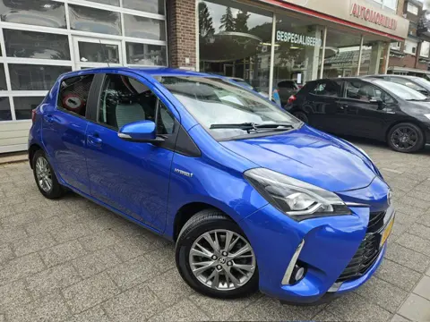 Toyota Yaris 1.5 Hybrid Dynamic Navi/Keyless (bj 2019)