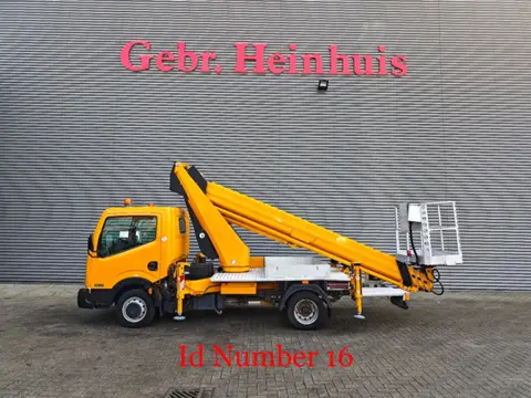 Nissan Cabstar 35.12 Ruthmann TB 270 (bj 2012)