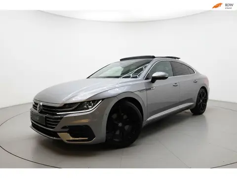 Volkswagen ARTEON 2.0 TSI R-Line PANO VIRTUAL SFEER 360