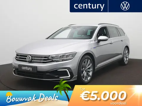 Volkswagen Passat 1.4 TSI PHEV GTE Business Lederen bekleding - Trekhaak - Navigatie - Stoelverwarmi