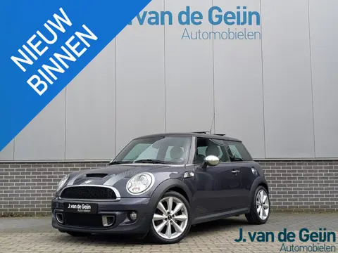 Mini Mini 1.6 Cooper S 10 Years II | Panorma | Leder | Xenon | Org NL | AP K& OH Nieuw