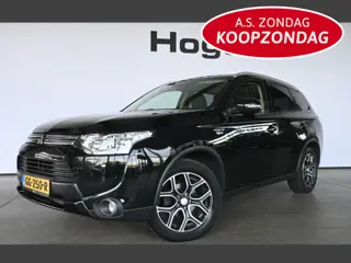 Mitsubishi Outlander 2.0 PHEV Automaat Limited Edition X-Line Navigatie Leder Trekhaak Schuifdak Rij