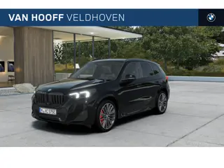 BMW X1 xDrive25e M Sport Automaat / Panoramadak / Trekhaak / Sportstoelen / Head-Up / M Adaptief ond