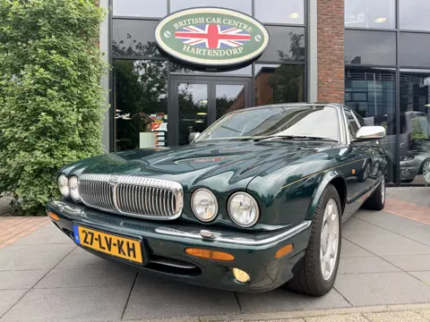 Daimler 4.0 V8 Super LWB (bj 1999, automaat)