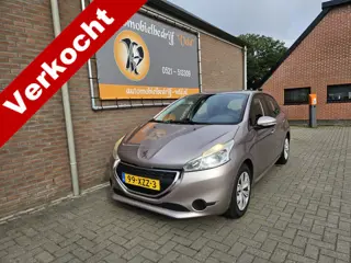 Peugeot 208 1.2 VTi Access (koppeling lawaai) (bj 2012)