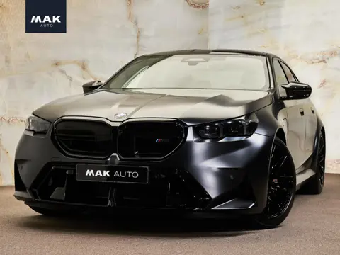 BMW M5 Limousine V8 M Hybrid, Akrapovič, Frozen, Ultimate Package, carbon extr., B&W, ceramic, 21'',