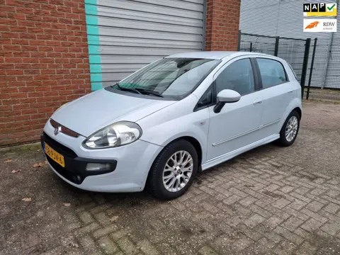 Fiat Punto Evo 1.3 M-Jet Dynamic Airco Bj:2011 NAP!