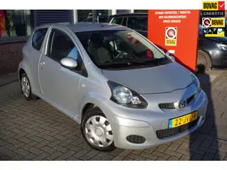 Toyota Aygo 1.0-12V Comfort / Airco / Elektrische ramen
