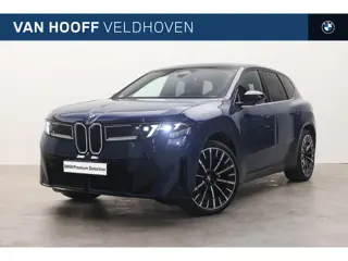 BMW iX3 50 xDrive M Sport / Panoramadak / Trekhaak / M Sportstoelen / Parking Assistant Professional