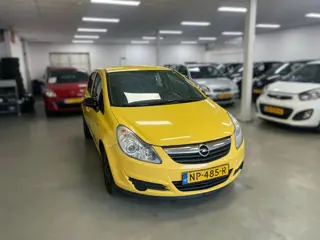 Opel Corsa 1.4-16V Business Sport