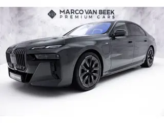 BMW 7 Serie 750e xDrive | M-Sport Pro | Sky Lounge | Bowers & Wilkins | Stoelventilatie | Massage