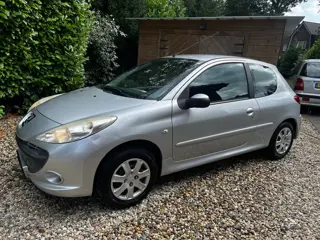 Peugeot 206 + RIJKAAR/APK/HISTORY/BEURT/NAP/AIRCO/5drs//DIREKT MEE
