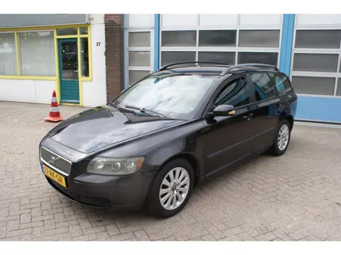 Volvo V50 2.4 Momentum automaat met nieuwe apk
