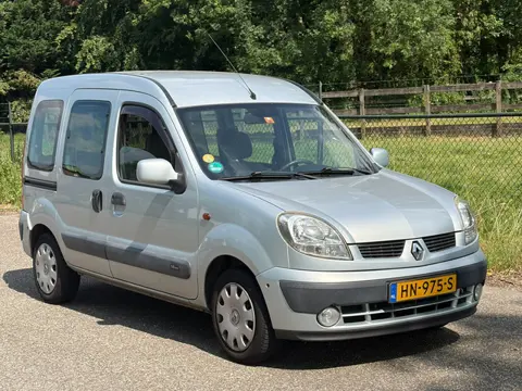Renault Kangoo 1.6-16V Expression /motor loopt onregelmatig/