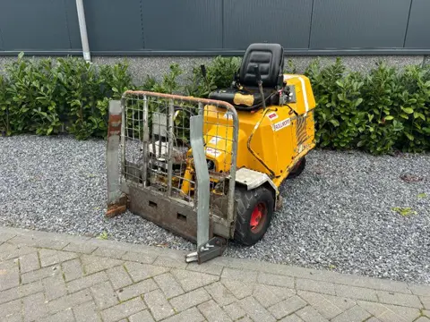 Knikmops Rollmops (bj 2001)