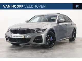 BMW 3 Serie 330e High Executive Automaat / Trekhaak / Sportstoelen / Achteruitrijcamera / Head-Up / 