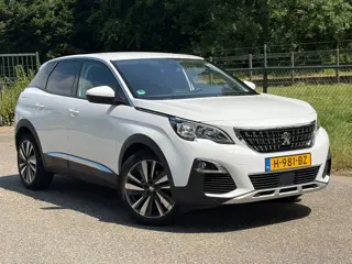 Peugeot 3008 1.2 PureTech Blue Lease Premium Avantage /Automaat/Carplay/